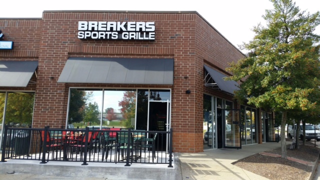 Breakers Sports Grille