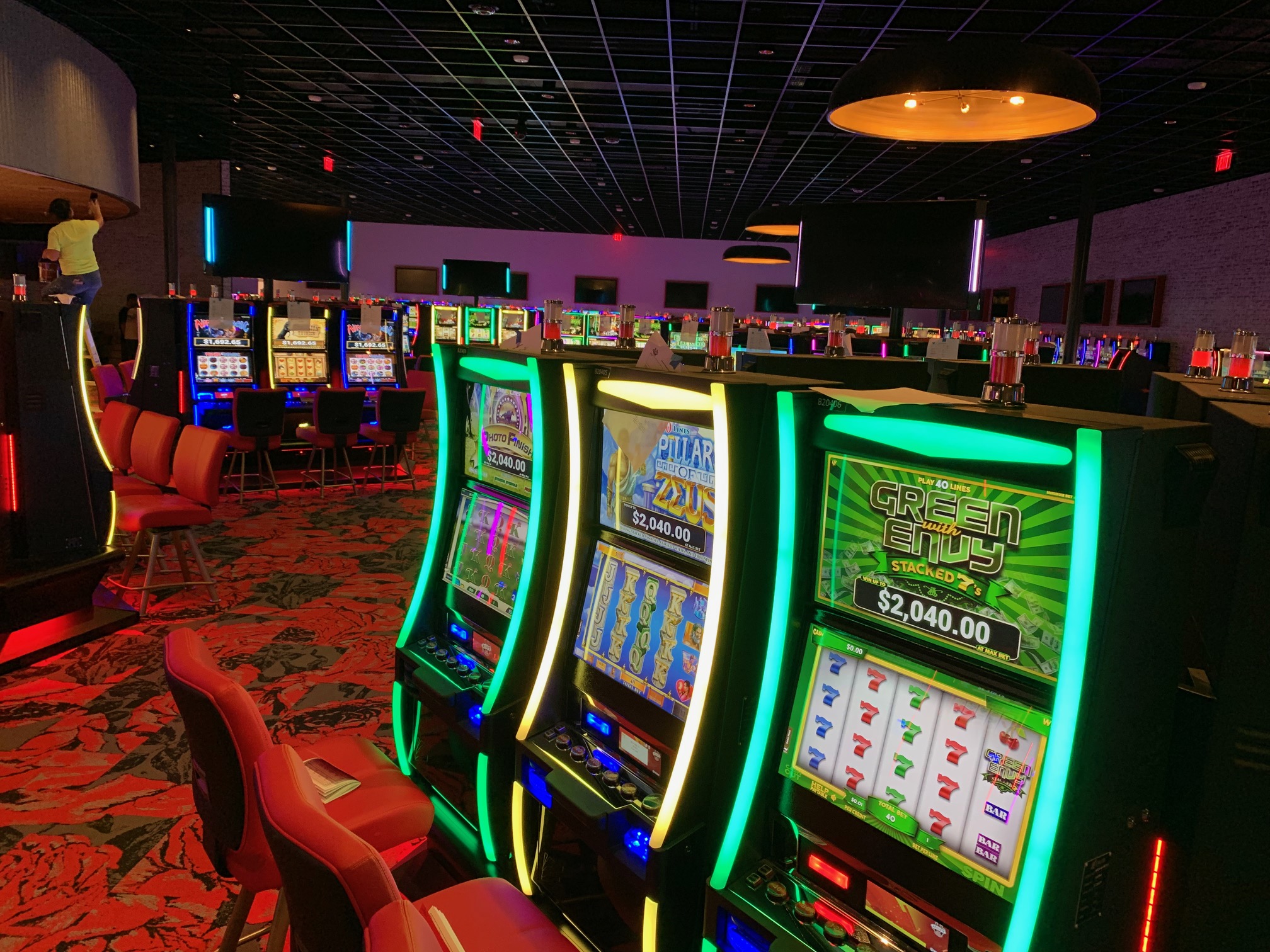 Grand Opening of Colonial Downs – Rosie’s Gaming Emporium In Richmond ...